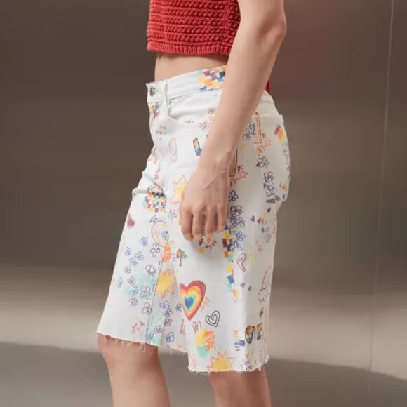 NWOT American Eagle AE Pride Stretch Low-Rise Baggy Bermuda Shorts - Picture 2 of 9